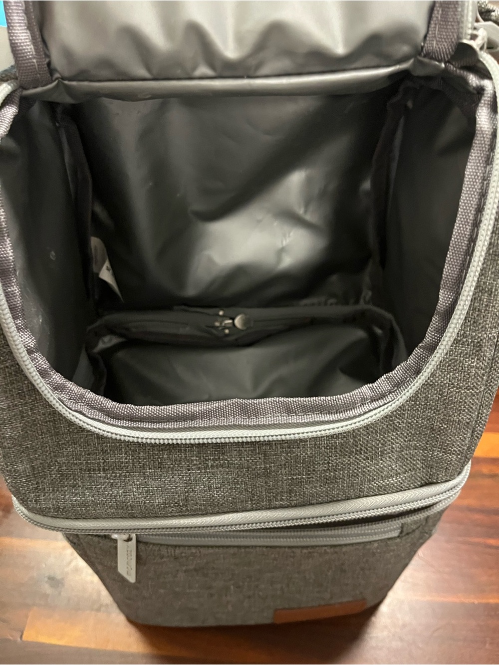 Momcozy Baby Bottle Bag/Breastmilk Cooler Bag - Picture 6 of 8